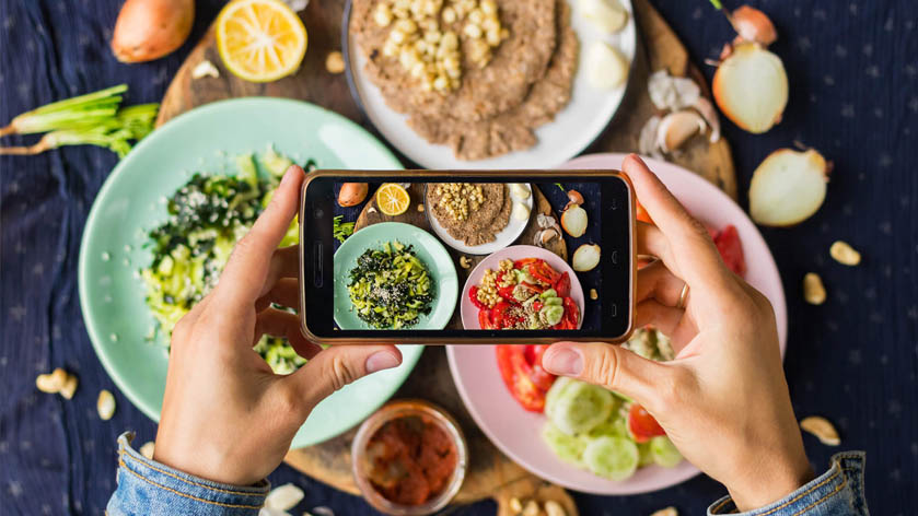 Pengaruh Food Blogger Terhadap Tren Kuliner dan Bisnis Lainnya