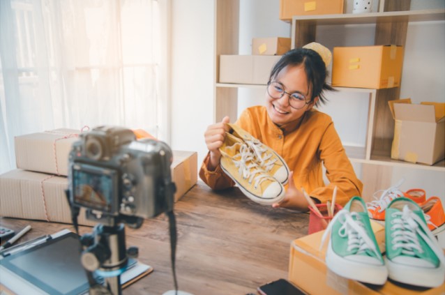 Review oleh Blogger: Dari Cerita Pribadi hingga Keputusan Konsumen