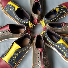 Sepatu dan Sosmed: Strategi Efektif untuk Usaha Sepatu Handmade