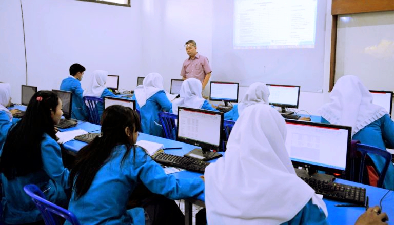Kuliah Manajemen Bisnis Syariah Murah di Universitas Ma’soem, Sambil Kuliah Jadi Pengusaha Mulai 5 Juta per Semester