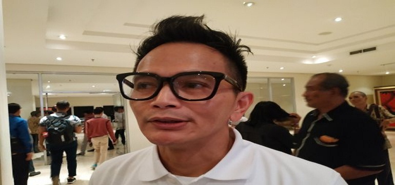 Sudah Tidak Laku Jadi Artis Yosi Project Pop Lebih Memilih Jadi Ketua Buzzer Istana