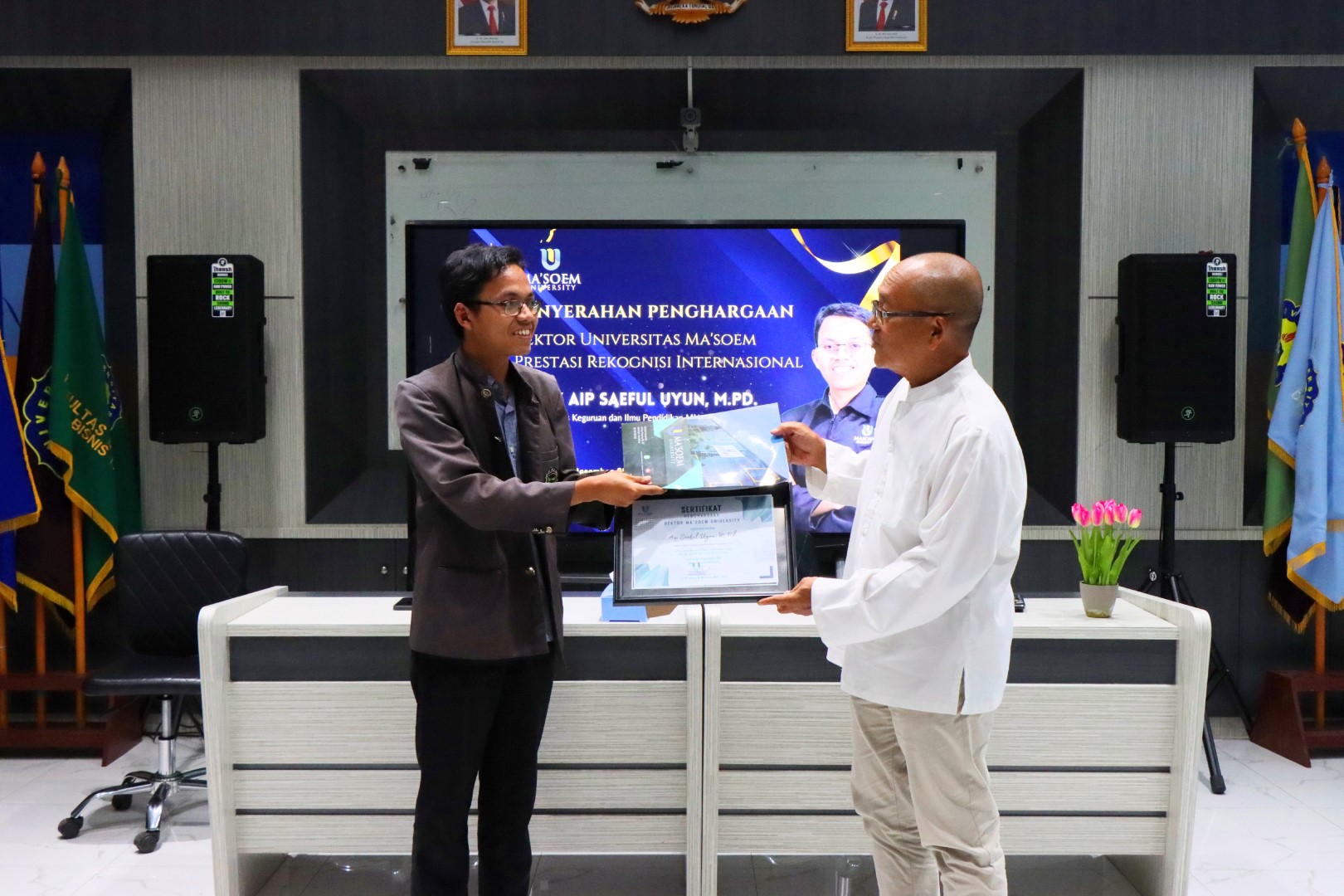 Berikut Dosen Berprestasi Al Ma'soem yang Berhasil Mencatatkan Rekor Pencapaian Akademik Luar Biasa