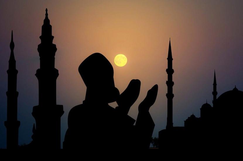 Ibadah Ramadhan Pertama Kali dan Sejarahnya yang Mempengaruhi Persiapan Saat Ini