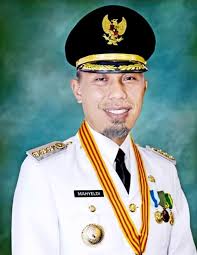 Menelusuri Jejak dan Visi Kepemimpinan: Profil Gubernur Mahyeldi Ansharullah Provinsi Sumatera Barat