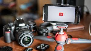 Cara Menjadi Youtuber: Langkah demi Langkah Menuju Kesuksesan di Dunia YouTube